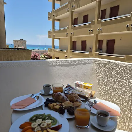 Le Rondini Sul Mare Bed & Breakfast Gallipoli
